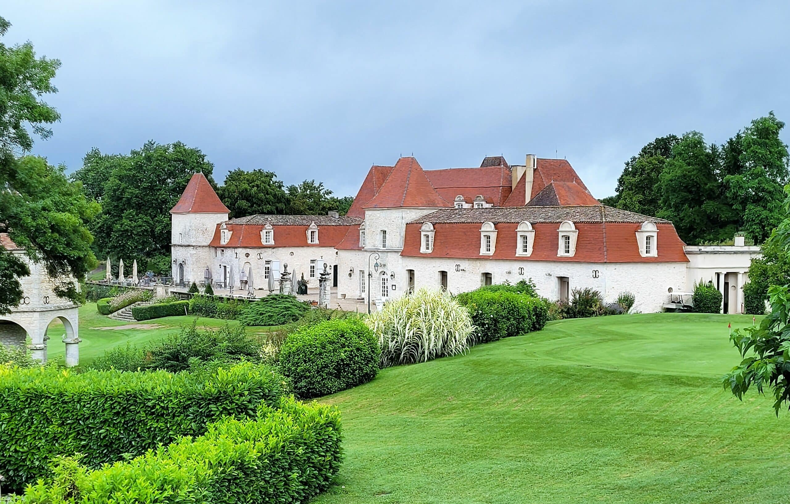 Château des Vigiers en Dordogne Chef : Didier  CASAGUANA*